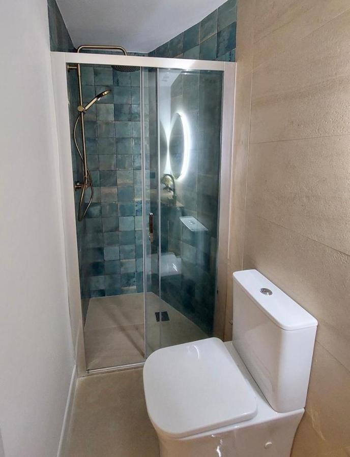 Helearon Suite Малага Экстерьер фото